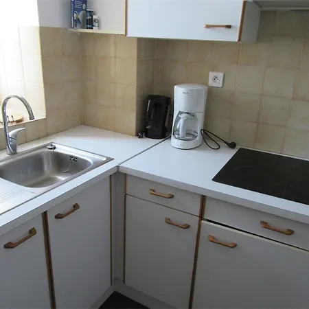 B8962 Studio Vue Mer Et Balcon